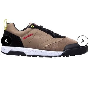 New: Evolv - Men’s Rebel Approach Shoe, Shitake, size 9.5 Casual